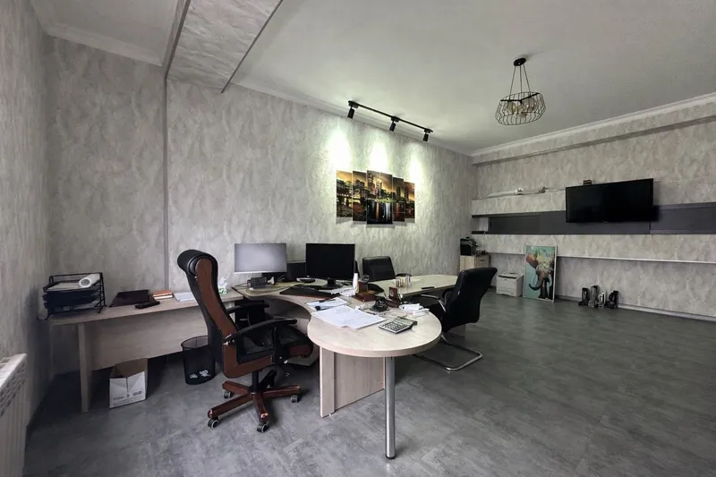 Офис! 120м2 на Паркентский / Циалковский Срочно Продажа! Крг — фото 1