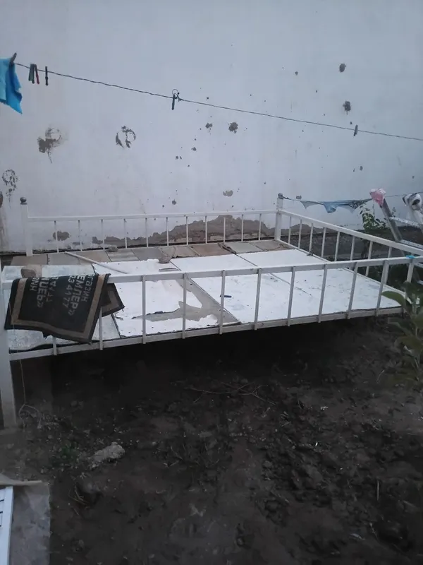 Тапчан бар сатылады срочно 1 Тапчан бар сатылады срочно 1