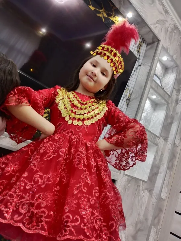 Xorazimcha kiyim 5-6 yosh kiyilgan 13 ta bor Xorazimcha kiyim 5-6 yosh kiyilgan 13 ta bor