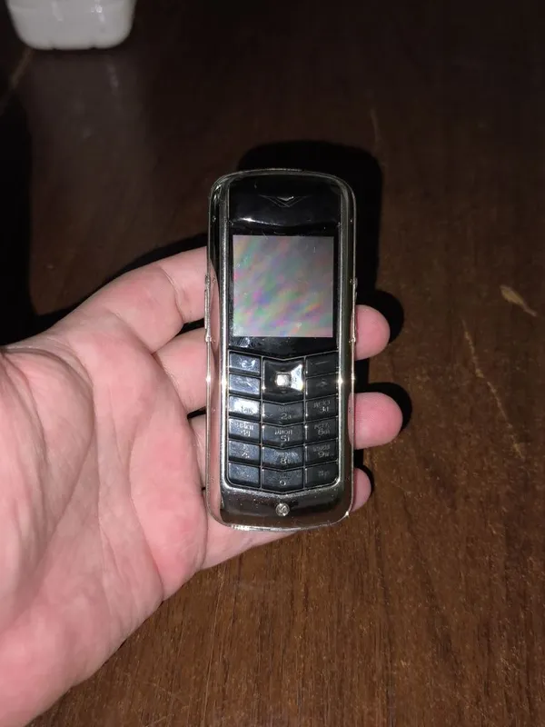 Vertu original состояние около идеал не пожалеете есть коробки телефон 1 Vertu original состояние около идеал не пожалеете есть коробки телефон 1