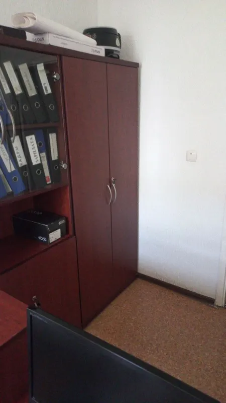 Ish stoli, direktor kreslosi, shkaf to‘plami 1