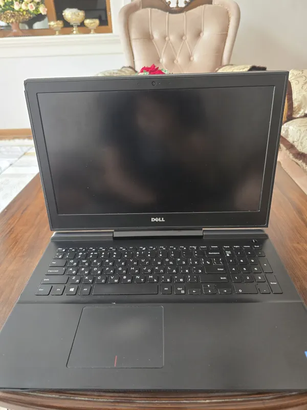Noutbook Dell Igravoy 3