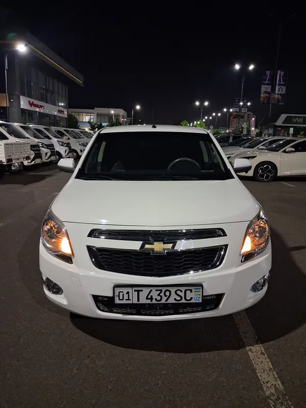 Chevrolet Cobalt avtomat 9500 $ga sotiladi