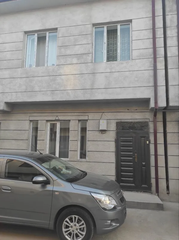 Коттедж Qoyliq somon bozor 4 kom