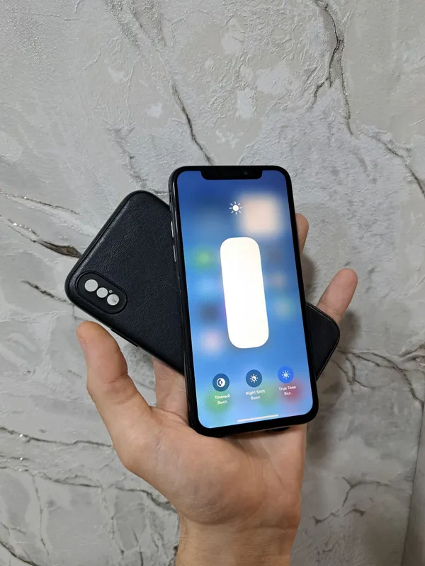 iPhone Xs 64GB KH/A 2 iPhone Xs 64GB KH/A 2