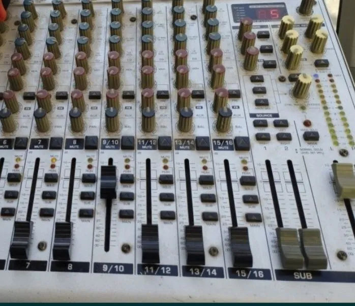 To'v va turli tadbirlar uchun Dj xizmati Kalonka mikrafon aparatura.