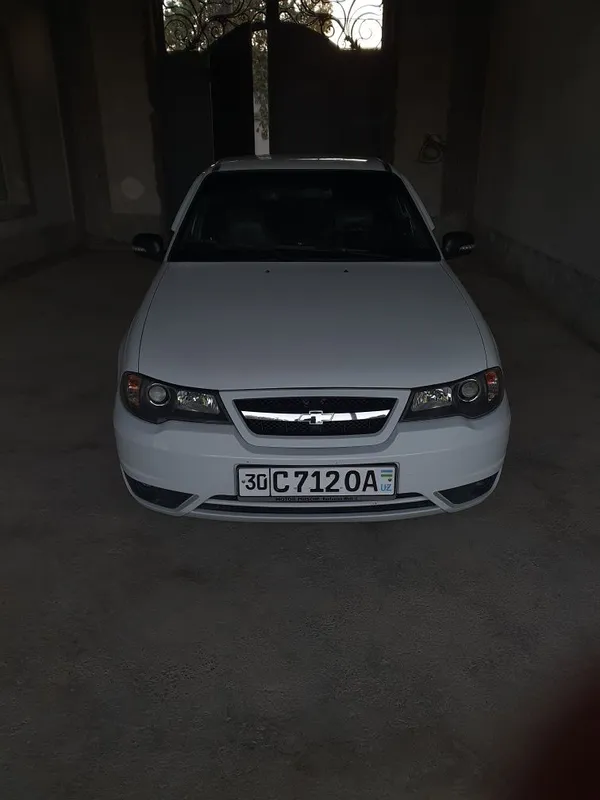 Nexia 2 avtomobili (2016) sotiladi 4