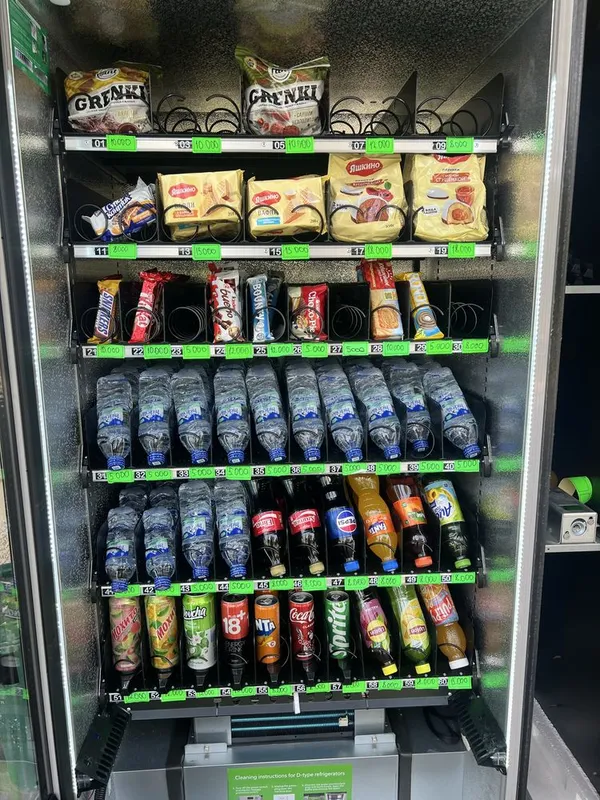 Vending apparat ISPACE sotiladi | Tayyor biznes uchun 4 Vending apparat ISPACE sotiladi | Tayyor biznes uchun 4