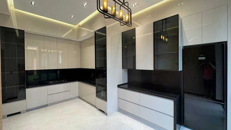 Ракатбоши махалля Участок 3,5 сотки Дом 400 м² 3 уровня — фото 2