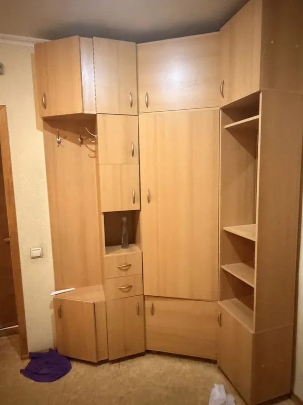 Шкаф в прихожую 1