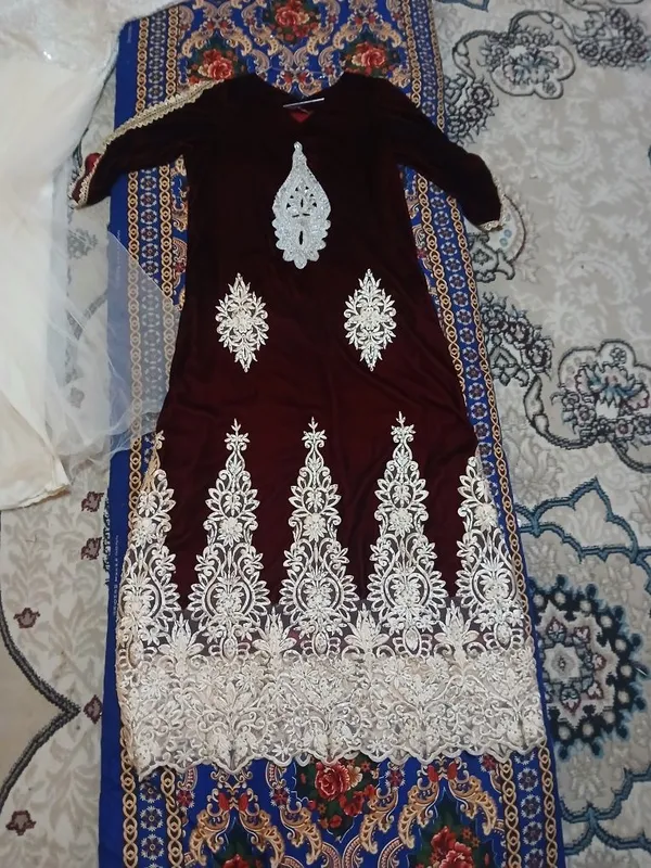 Har hil turdagi kuylaklar sotiladi yangi