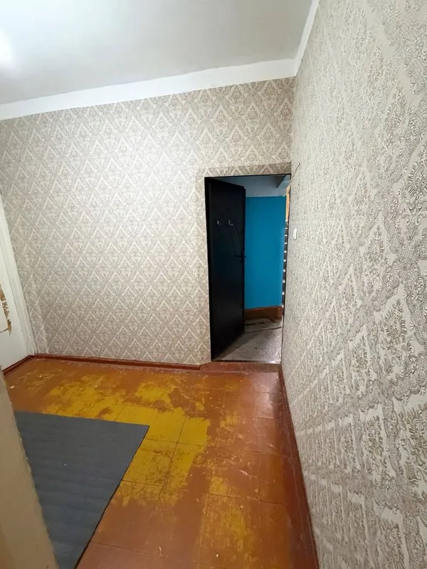 Срочно Продаеться 1-комнатная квартира городе Чирчике 2-микрарайоне — фото 4