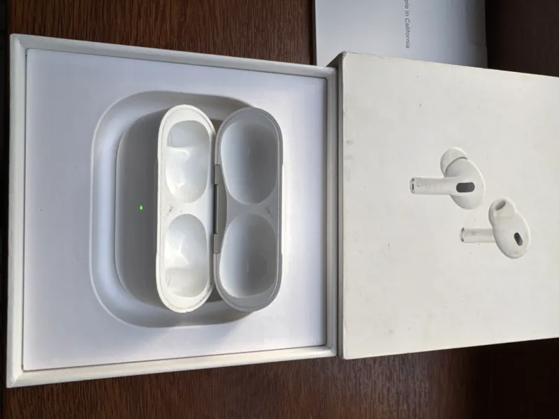 AirPods Pro 2 USB-C кейс(Без наушников) 1 AirPods Pro 2 USB-C кейс(Без наушников) 1