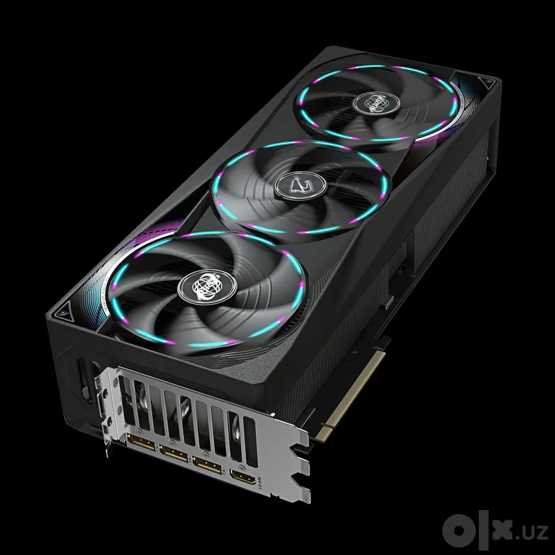 Gigabyte Aorus Rtx 5070 12GB DDR7 как новый 2 Gigabyte Aorus Rtx 5070 12GB DDR7 как новый 2