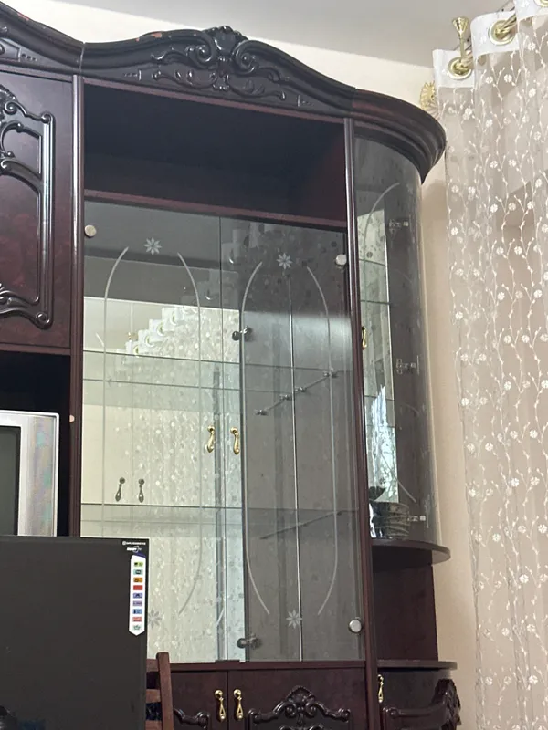 Stenka sotiladi holati yaxshi boyi 2,30 eni 3 m 2 Stenka sotiladi holati yaxshi boyi 2,30 eni 3 m 2