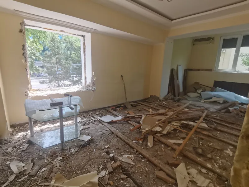Демонтаж стен потолков и пола все подряд быстро и качественно