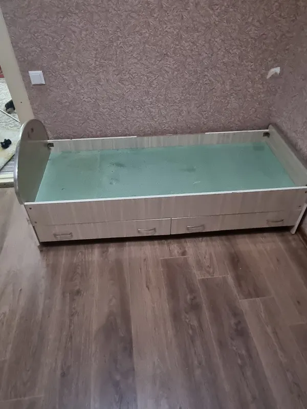 Продаётся кровать Продаётся кровать