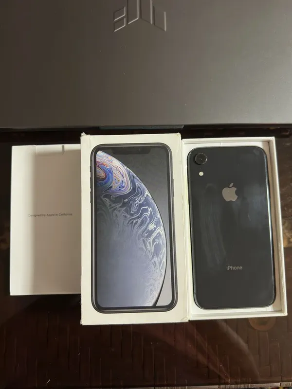 Iphone Xr 64gb sotiladi