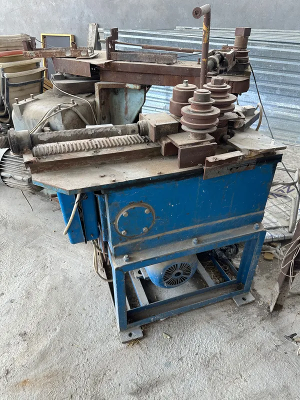 Truba bukadigan stanok mator 3.5 kw 2 Truba bukadigan stanok mator 3.5 kw 2