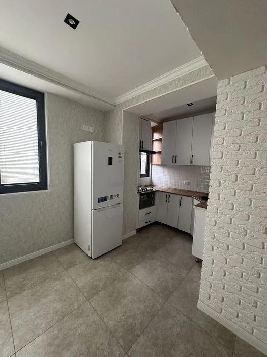 3-комнатная квартира, 80 м², 4/4 этаж 6 3-комнатная квартира, 80 м², 4/4 этаж 6