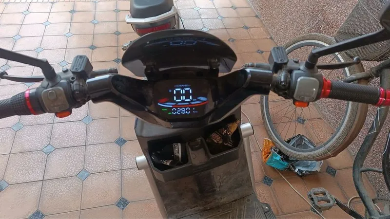 Skuter Foris 100km 2