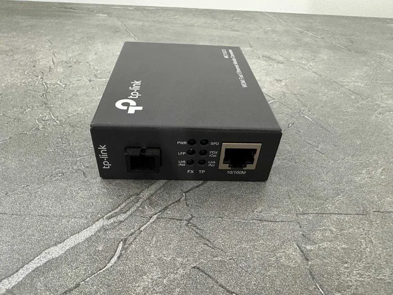 Медиаконвертер TP-LINK MC112CS 2 Медиаконвертер TP-LINK MC112CS 2