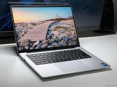 Noutbuk yangi redmibook pro 14
