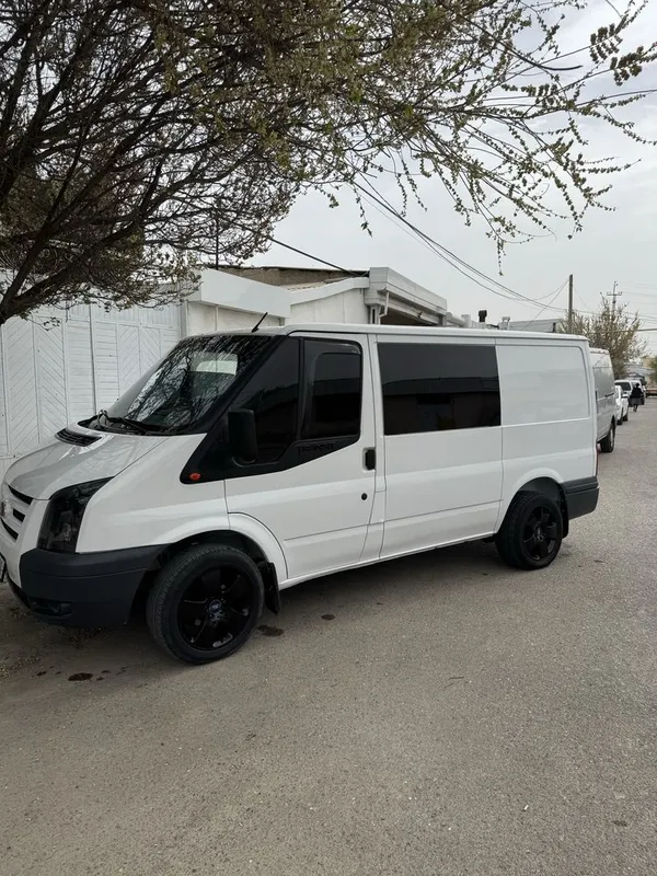 Ford Transit gruzavoy — фото 1