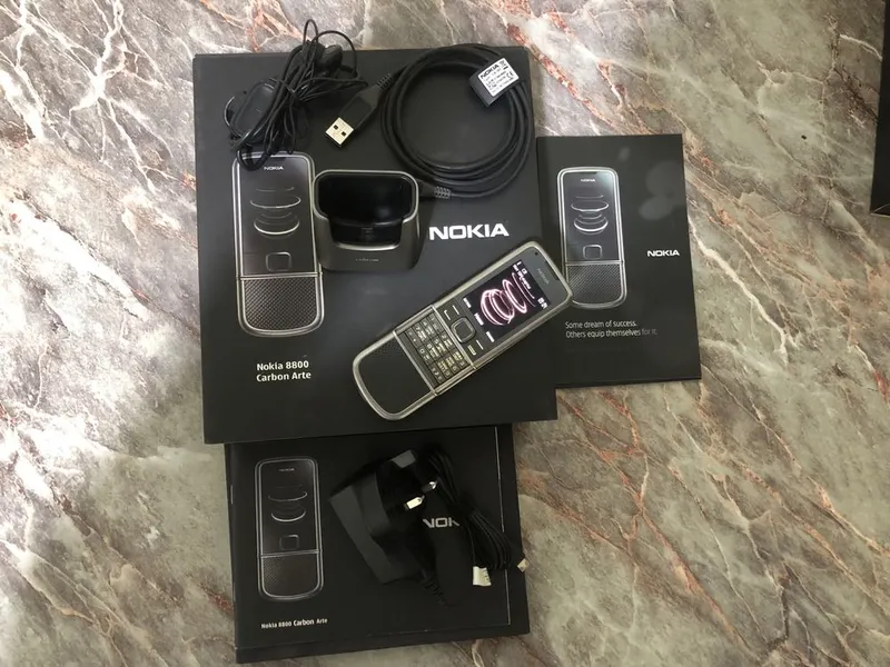 Nokia 8800 Carbon — фото 2
