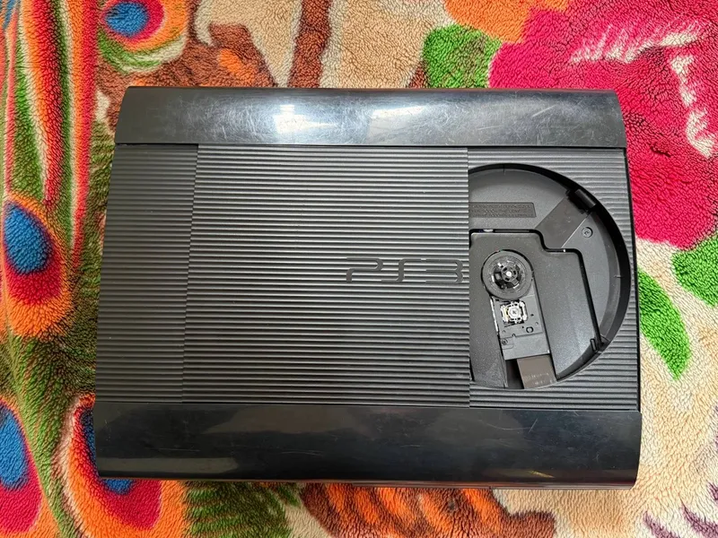 Ps 3 super slim 500gb