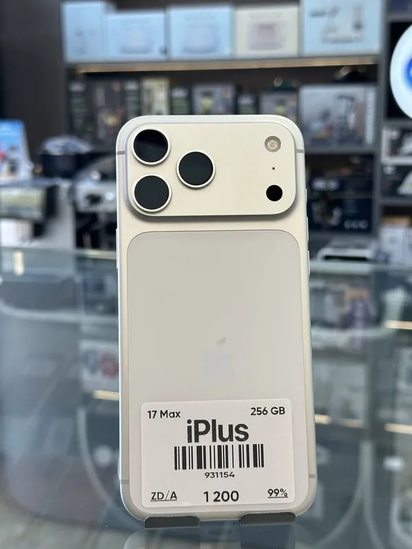 Iphone 17 Max Displey aliwkan Iphone 17 Max Displey aliwkan
