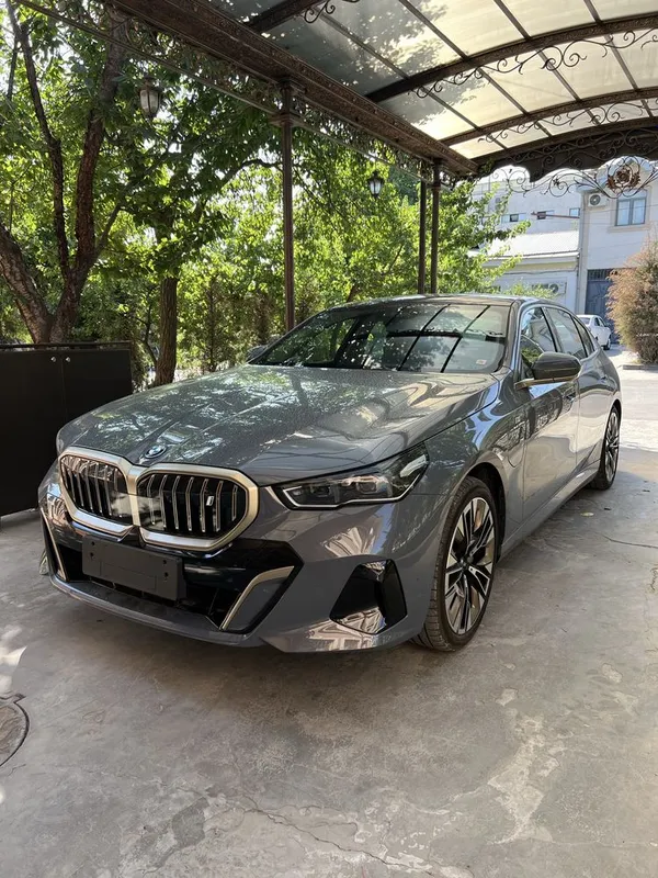 Bmw i 5 50 L 2025 йил 2