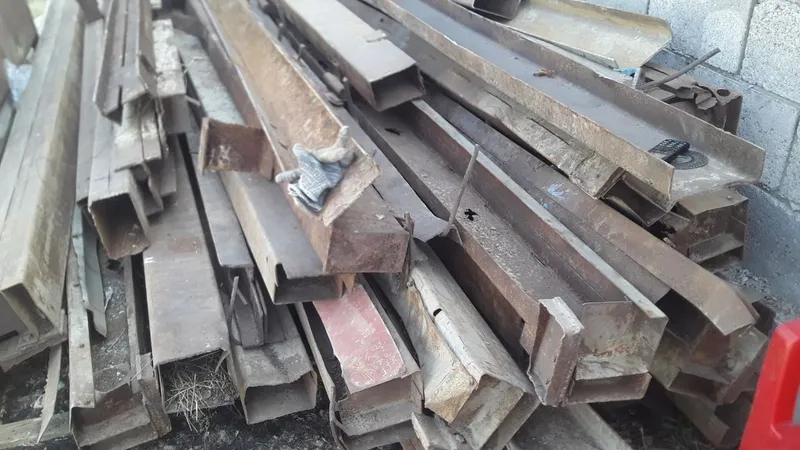 Metall va turli xil metall buyumlar 1 Metall va turli xil metall buyumlar 1