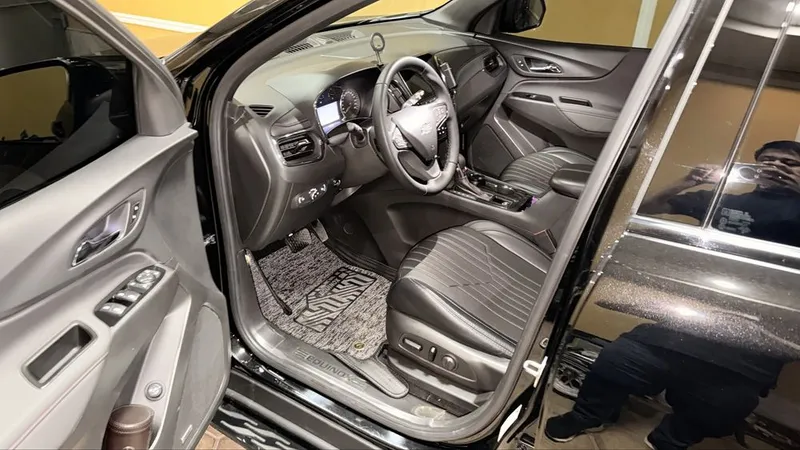 Chevrolet Equinox RS 5 Chevrolet Equinox RS 5