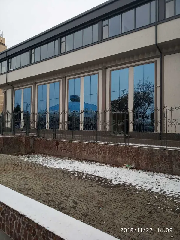 Сдаётся здание под университет или под учебный центр на Хадре 1