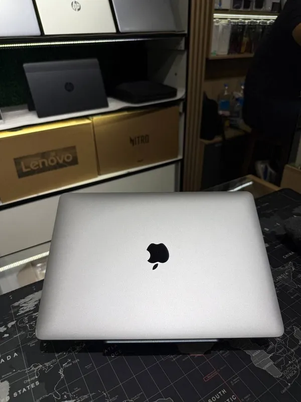 MacBook Pro M1 1
