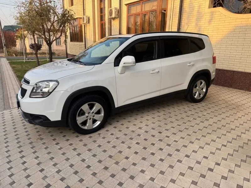 Орландо chevrolet автомат 3позиция в отличном состоянии
