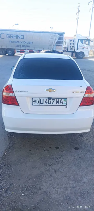 Нексия 3 сотилади 2