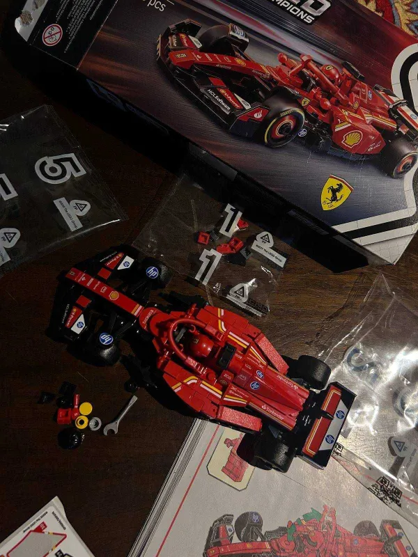 Ferrari Formula 1 Speed Champions Lego konstruktori. 5 Ferrari Formula 1 Speed Champions Lego konstruktori. 5