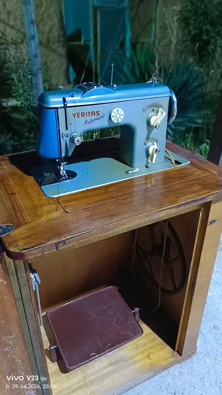 Швейная машина Veritas automatic 1 Швейная машина Veritas automatic 1