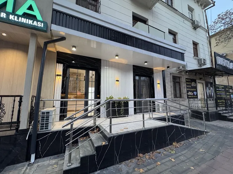 Ракат | Яккасарай - Сдается в аренду помещение вдоль дороги 66м2