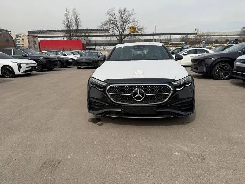 Продается новый Mercedes Benz E300 растаможенная