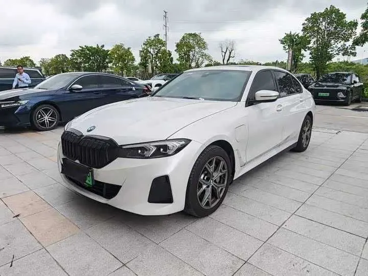 BMW I3 35L наличными и халяльная рассрочка 1 BMW I3 35L наличными и халяльная рассрочка 1