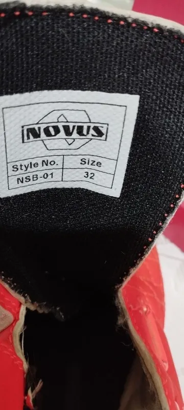 Детские кроссовки NOVUS — фото 1 Детские кроссовки NOVUS — фото 1