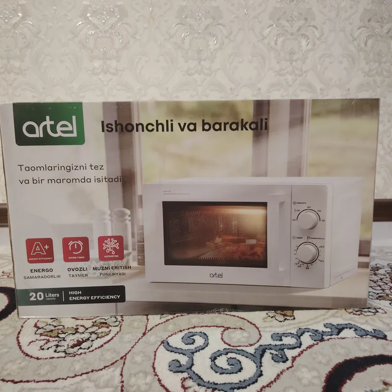 Mikroto'lqinli pech, Artel 20L, Solo