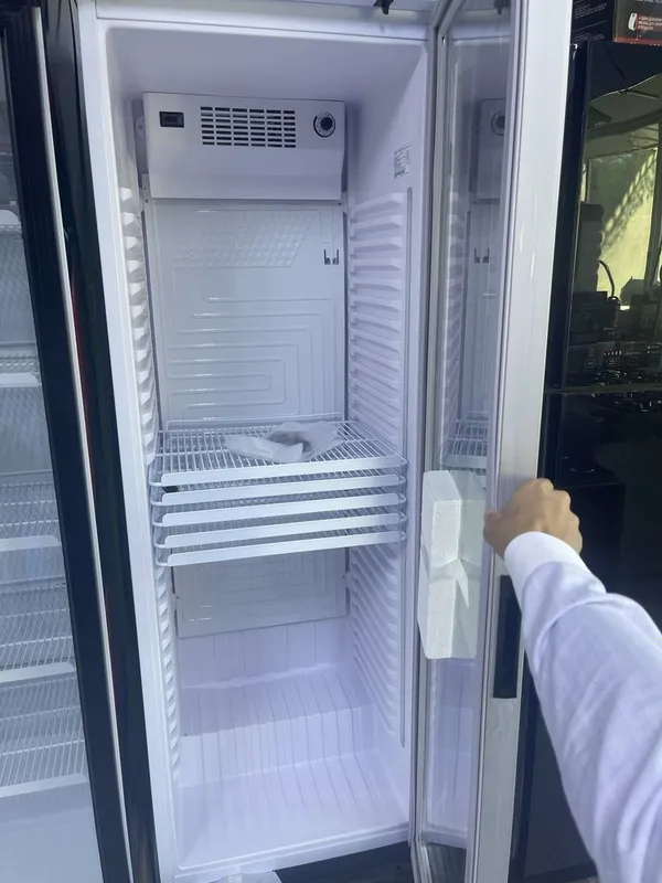 Витрина 390Л оптом нархларда — фото 3