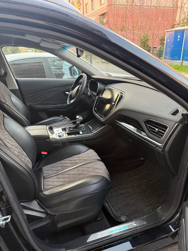 Jetour X70 restiling 17500$ kelishiladi srochno 3