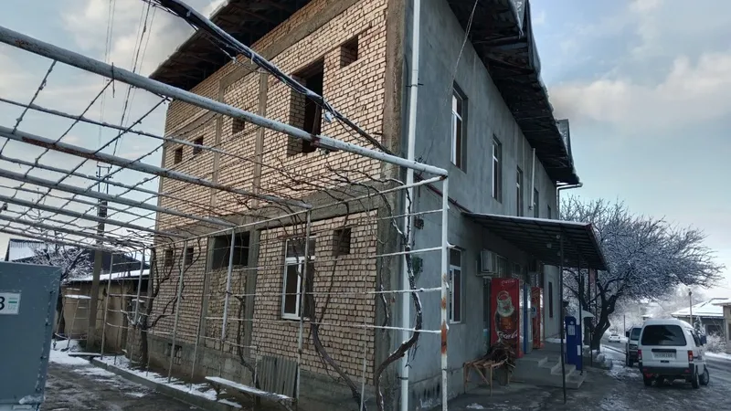 Uy sotiladi Nazarbek kichkina ittifoqda — фото 1