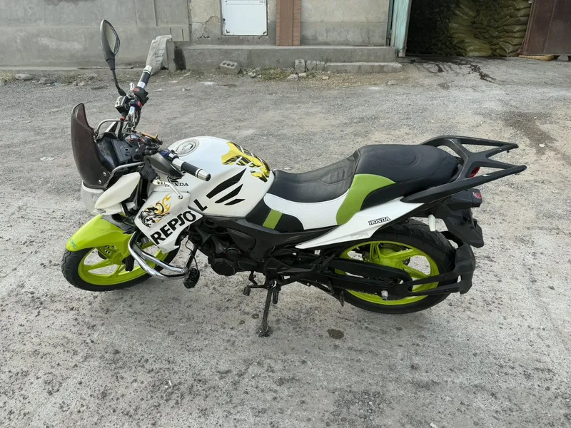 Mototsikl Lifan 200 kub 2 Mototsikl Lifan 200 kub 2