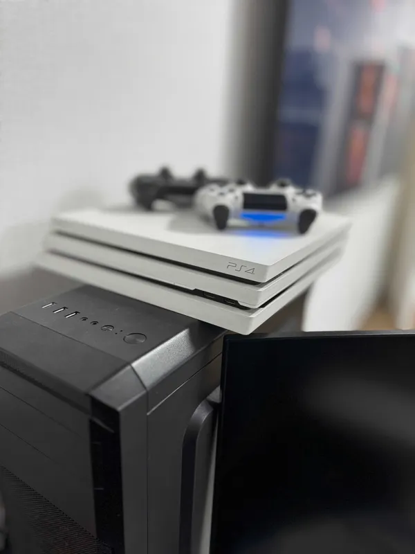 Playstation 4 PRO 1TB + ТОПОВЫЕ ИГРЫ, В БЕЛОМ ИСПОЛНЕНИИ - рассрочка — фото 3